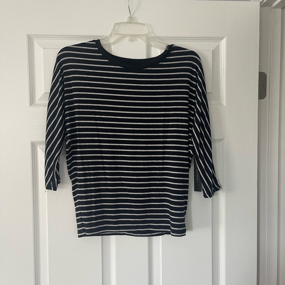 Tahari Black and White Fitted Ribbed 3/4 Sleeve Tee